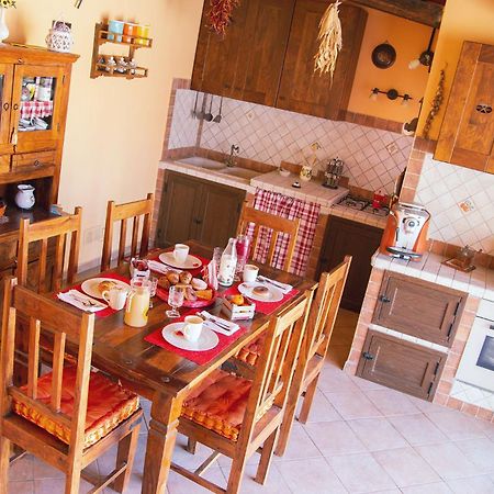 B&B Il Girasole Balestrate Buitenkant foto