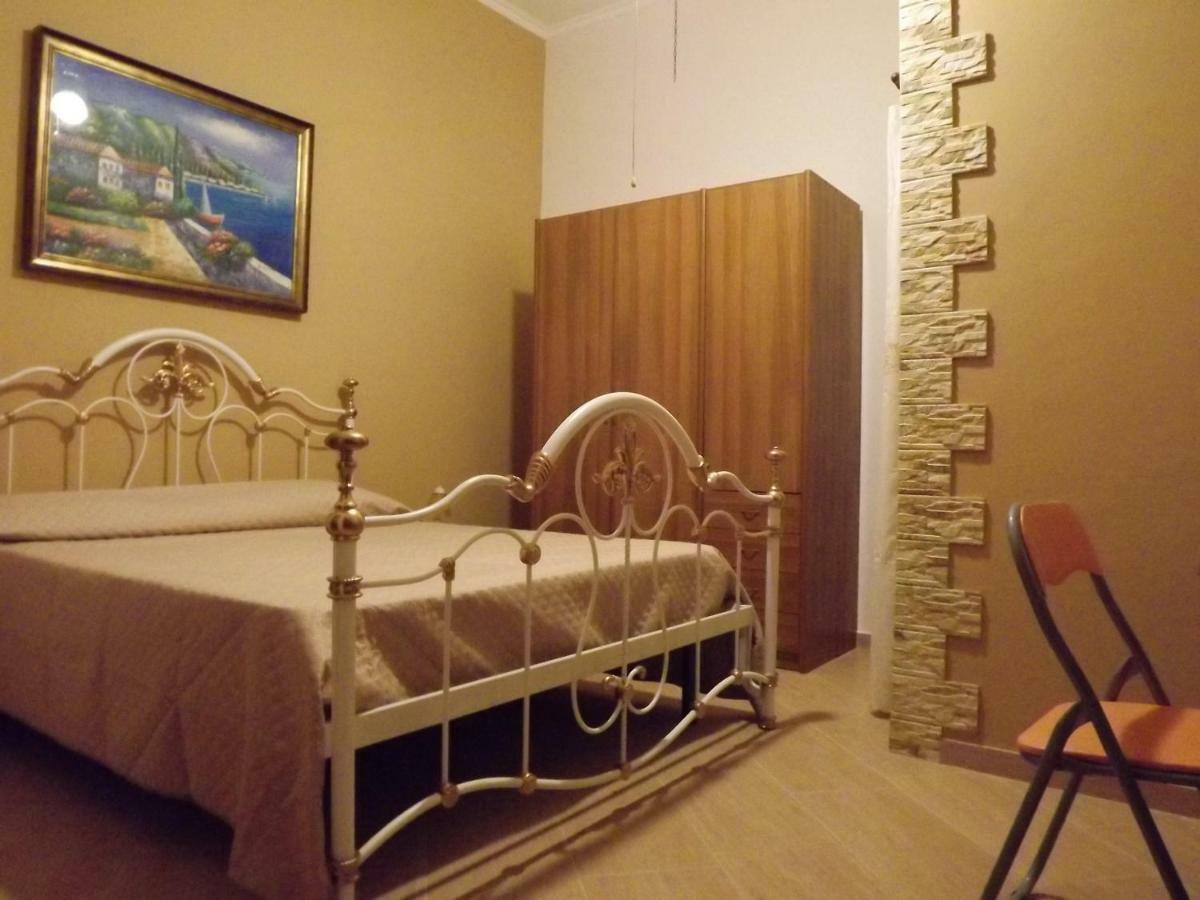 B&B Il Girasole Balestrate Buitenkant foto
